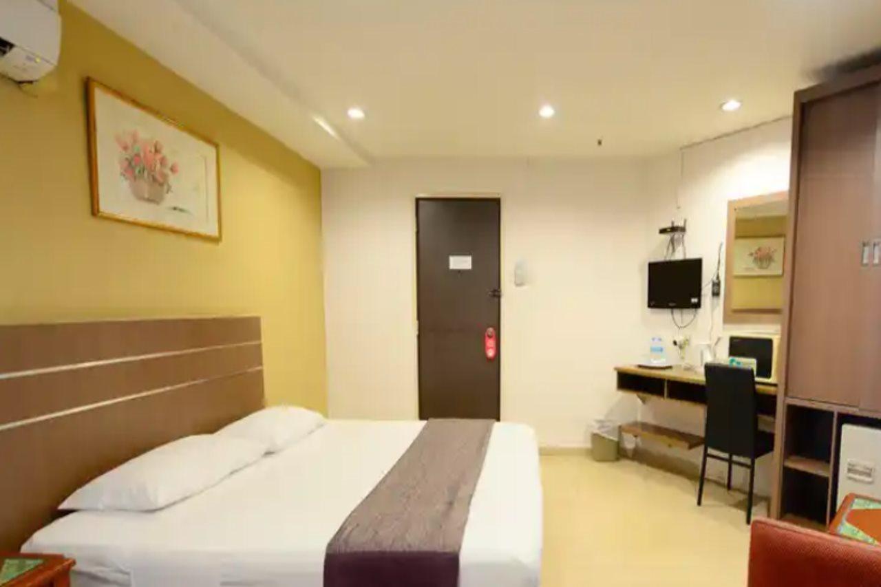 Oyo 106 Beach Hotel Singapore Exterior photo