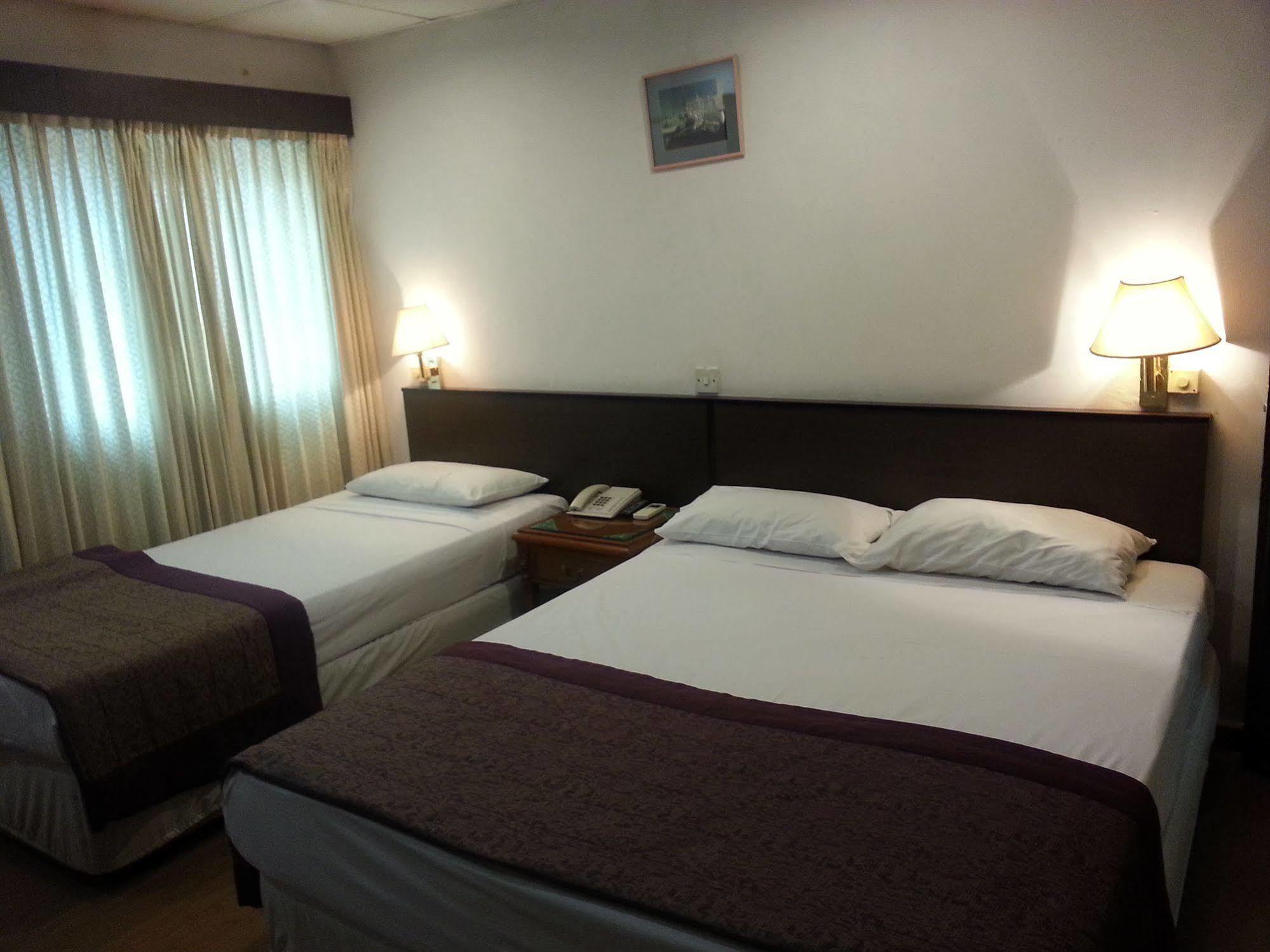 Oyo 106 Beach Hotel Singapore Exterior photo