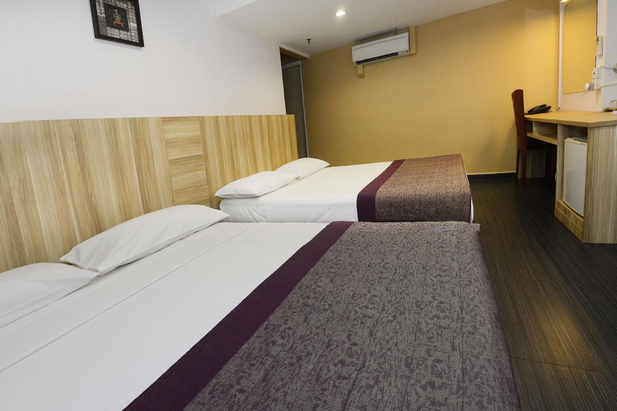 Oyo 106 Beach Hotel Singapore Exterior photo