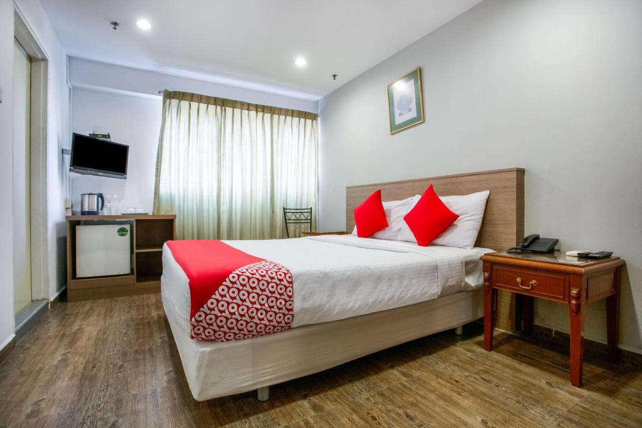 Oyo 106 Beach Hotel Singapore Exterior photo