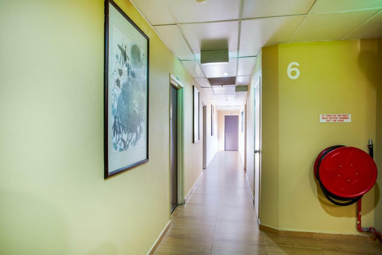 Oyo 106 Beach Hotel Singapore Exterior photo